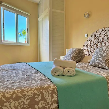 Cristianmar - Ocean View - 200mt From The شقة لوس كريستيانوس